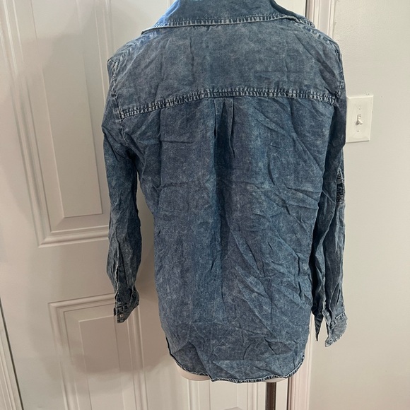 New York & Company Blue Button Down Shirt - Picture 4 of 4